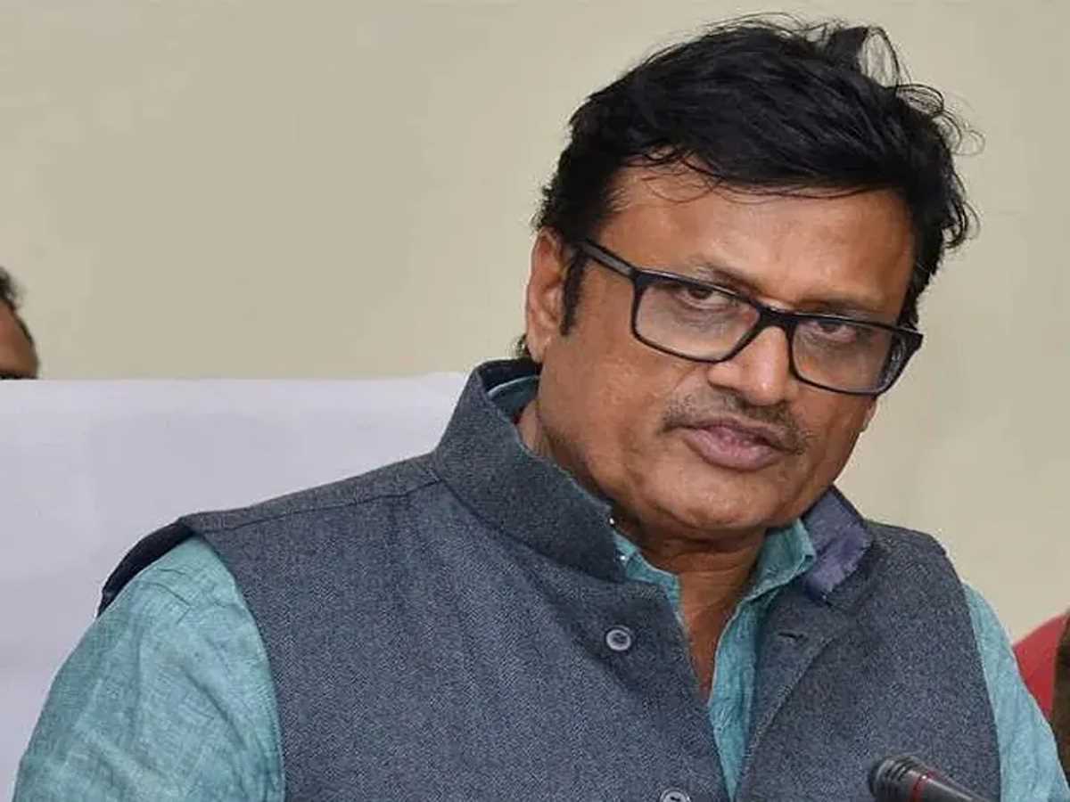 सरकार लीक हो वहां पेपर लीक होना कोई बड़ी बात नही : राठौड़